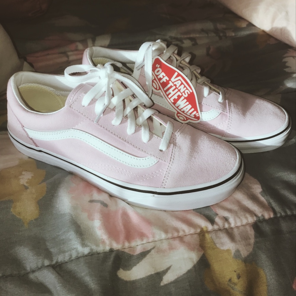 Light pink Vans Old Skool